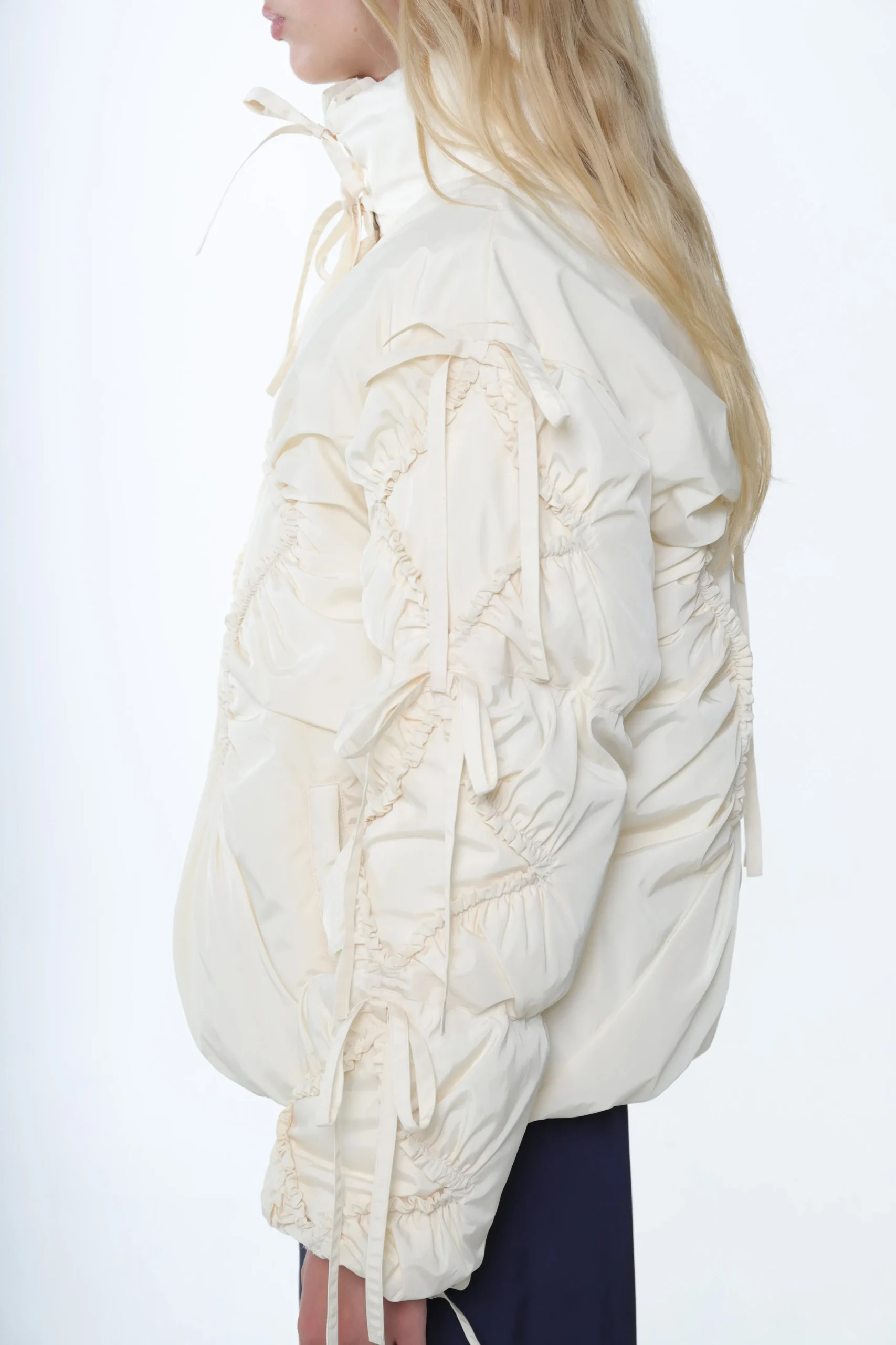 etoile_puffer_in_ivory_2.webp SANDY LIANG ETOILE PUFFER IN IVORY> Outerwear