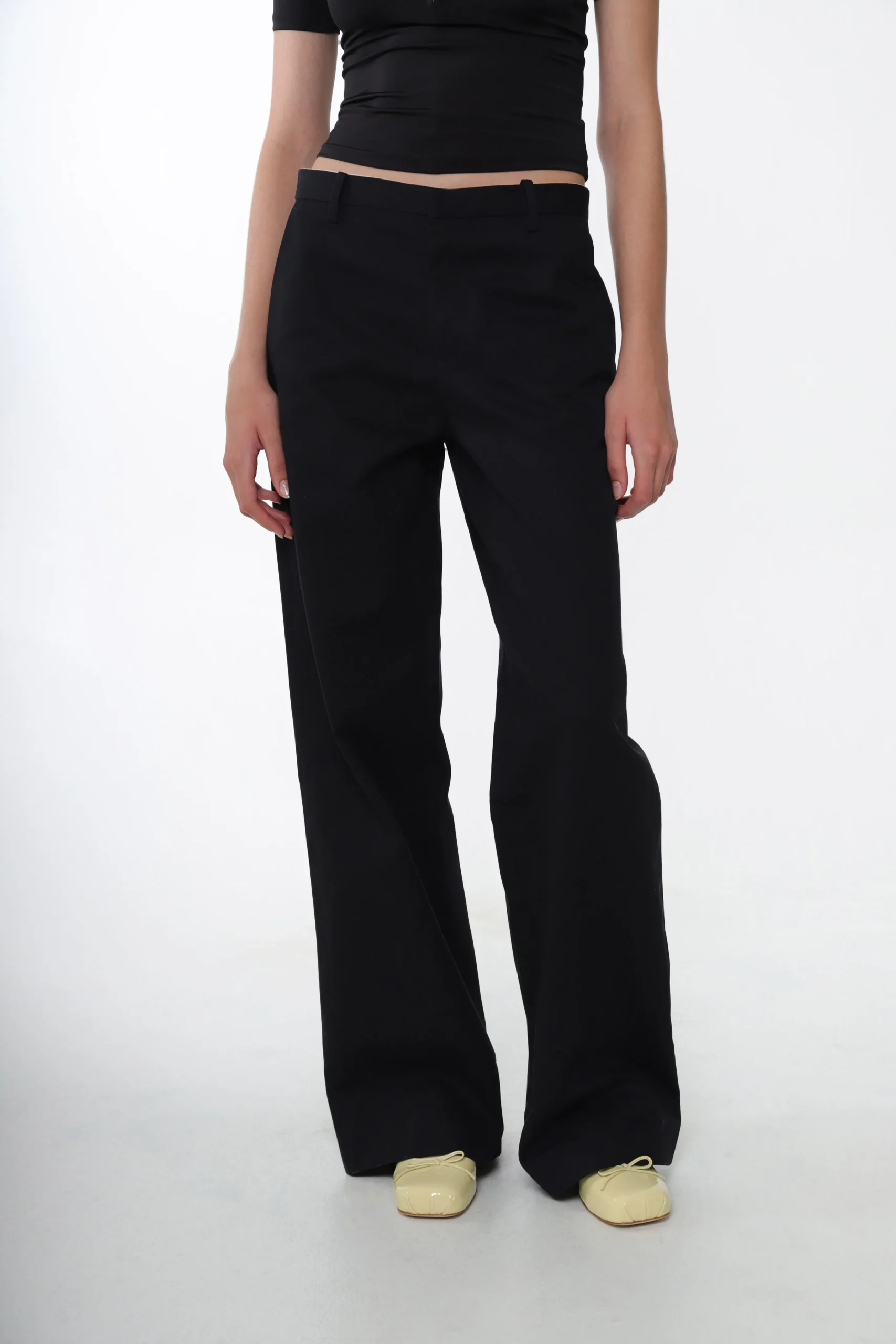 SANDY LIANG GLASS PANT IN BLACK> Uniform | Pants