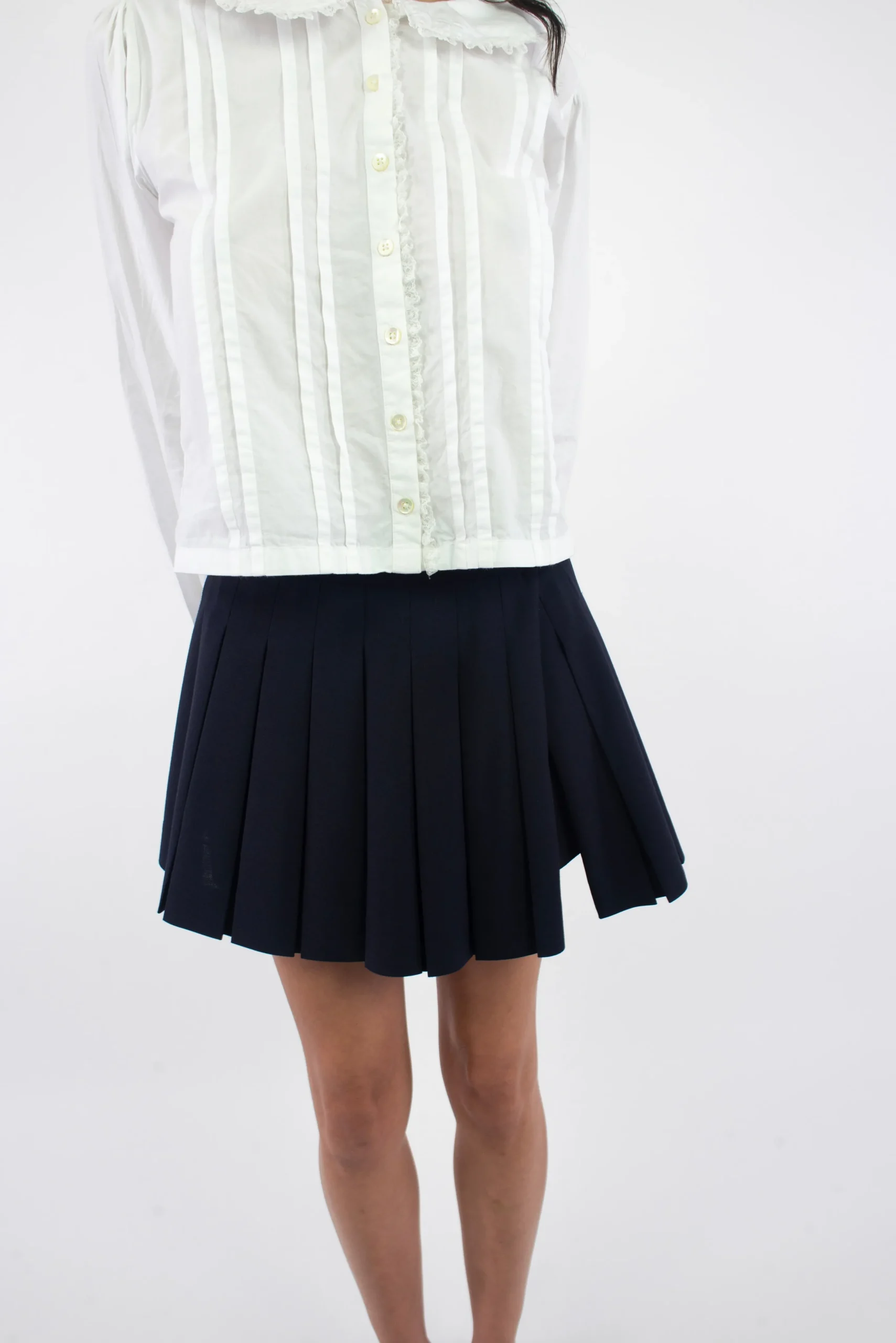 paris_skort_in_dark_navy_2.webp SANDY LIANG PARIS SKORT IN DARK NAVY> Uniform | Skirts