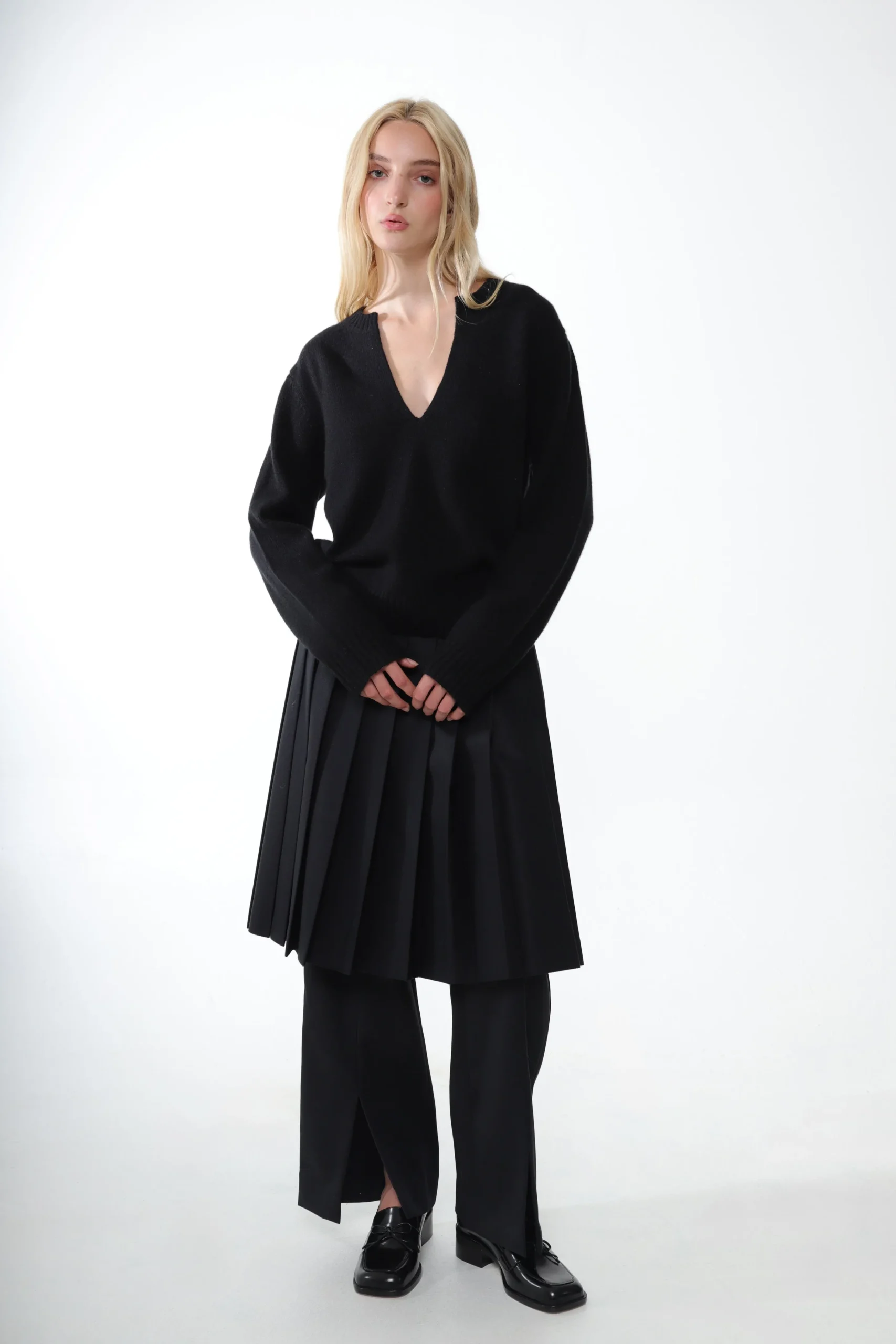 SANDY LIANG PICHI PANT IN BLACK> Uniform | Pants