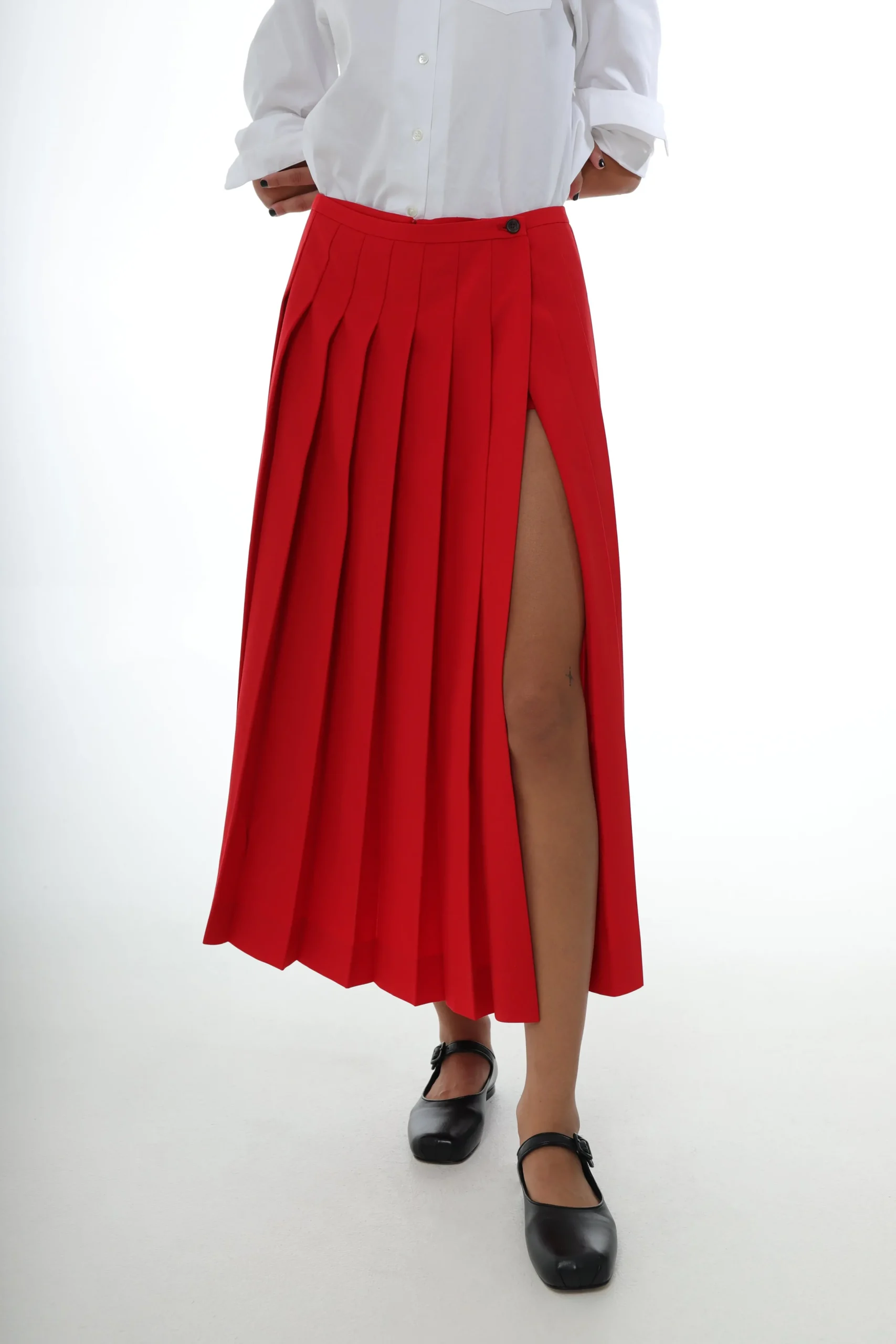 private_skort_in_red_5.webp SANDY LIANG PRIVATE SKORT IN RED> Uniform | Skirts