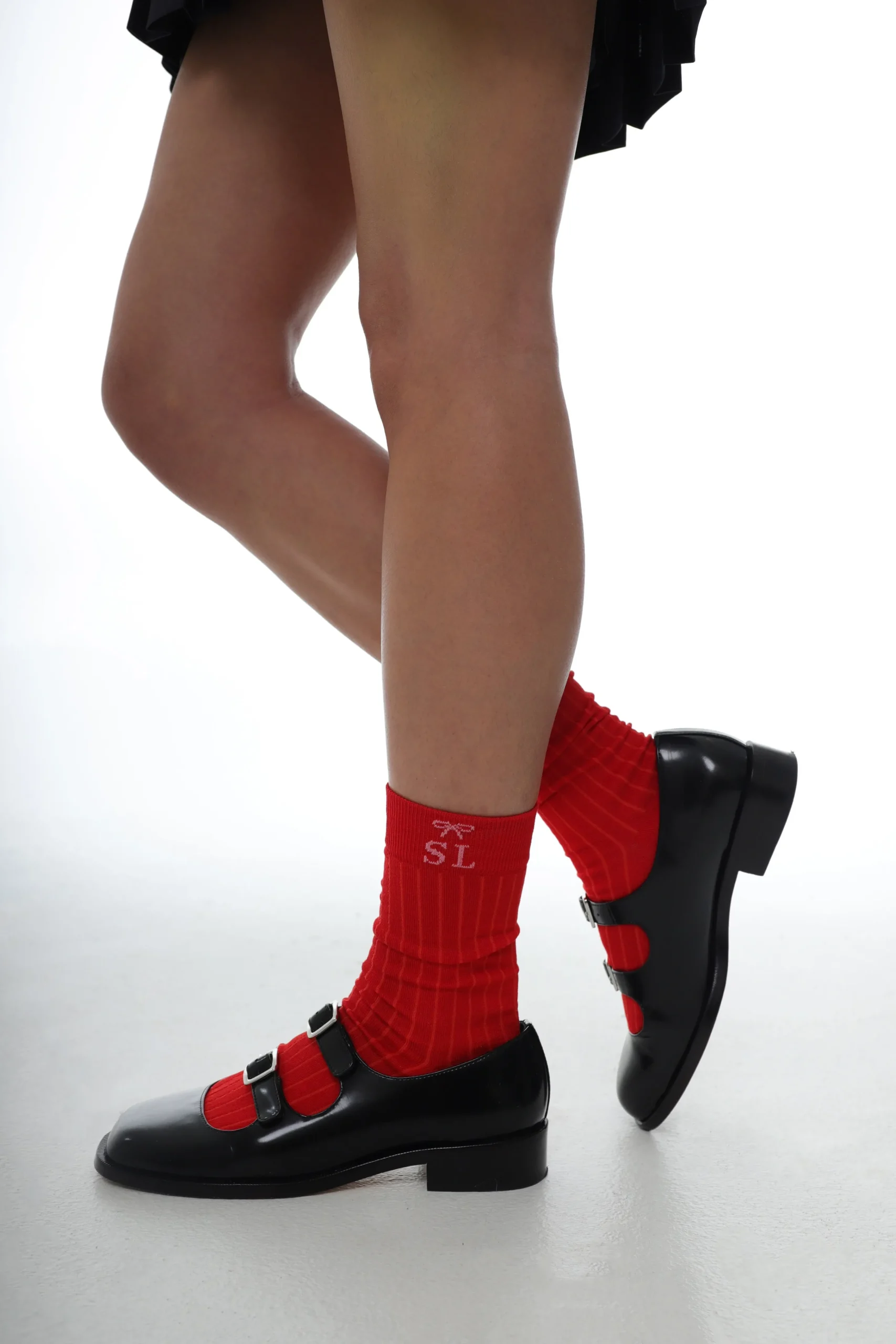 SANDY LIANG RIBBED MONOGRAM SOCK IN RED> Socks