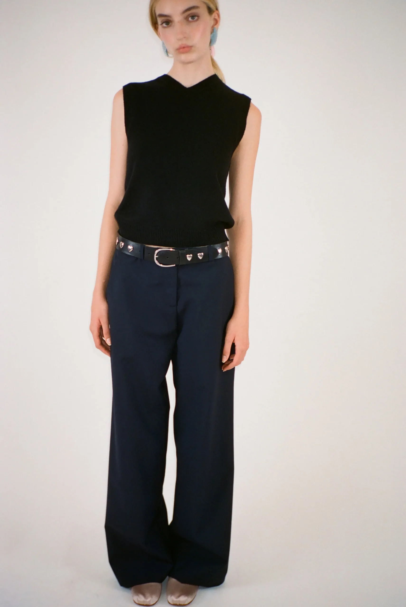 SANDY LIANG RIVETTO BELT IN SILVER> Belts