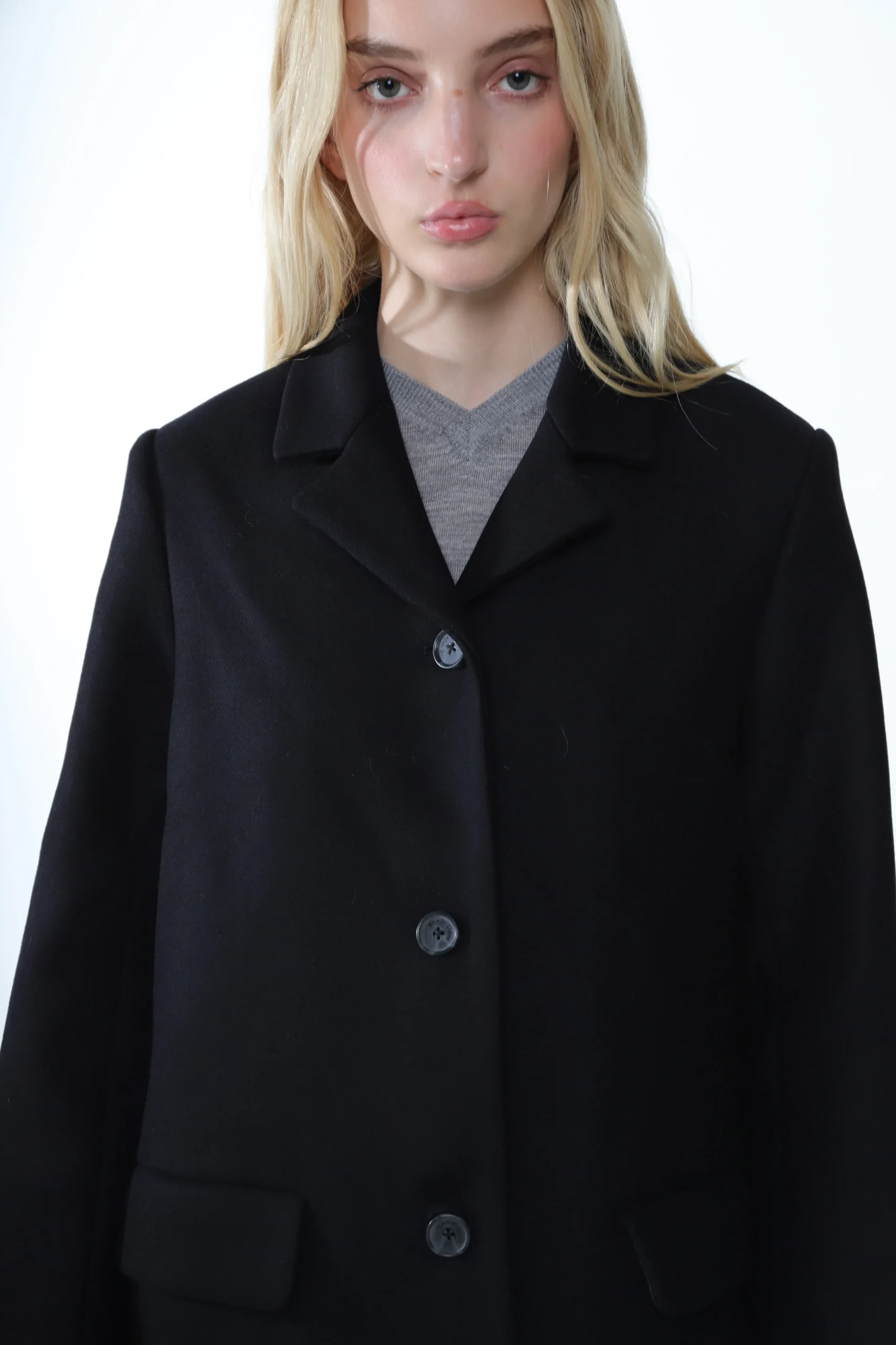 soya_coat_in_black_4.webp SANDY LIANG SOYA COAT IN BLACK> Outerwear