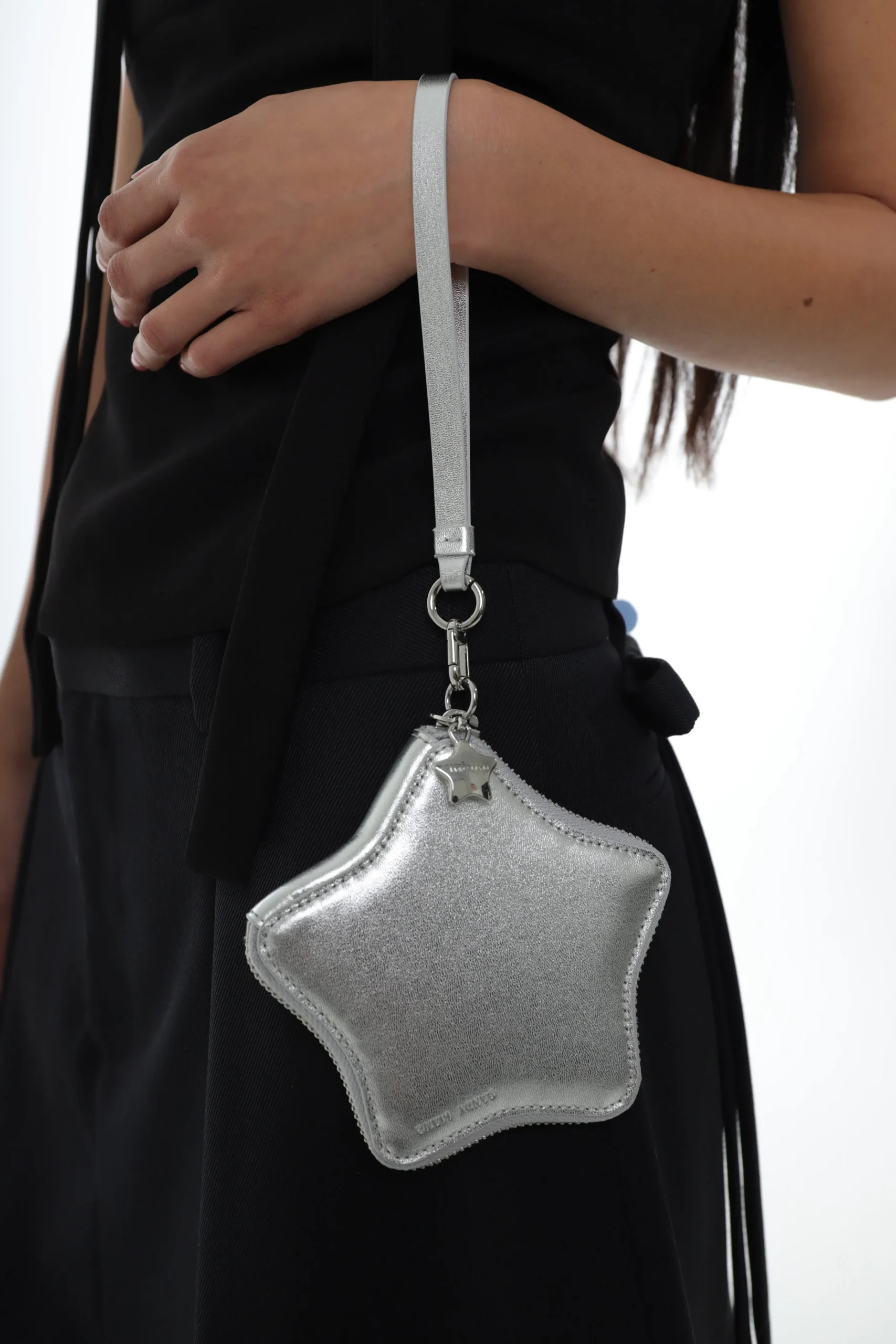 SANDY LIANG STAR POUCH IN SILVER> Bridal | Handheld